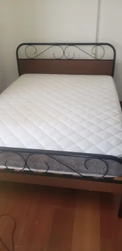 Cama e colchao
