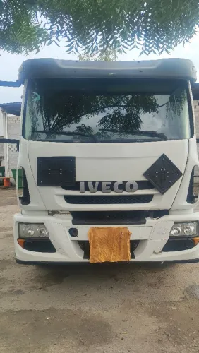 Oportunidade Iveco Tector 240e 30 SID