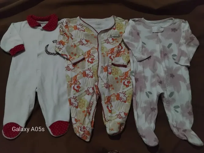 Roupinhas para bebê menina tamanhos P