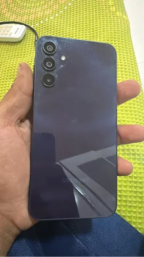 Vendo este celular Samsung A15