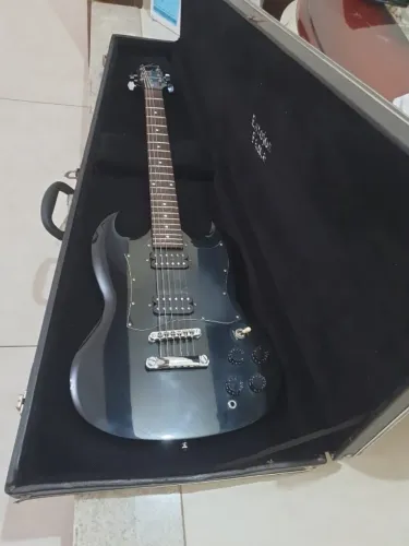 Guitarra Epiphone SG
