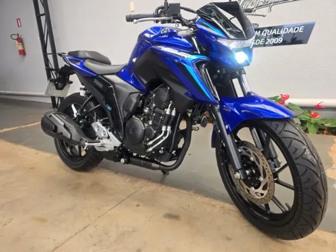 Yamaha FZ25 250 Fazer Connected 2025