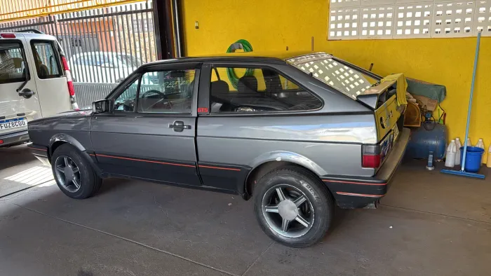 Volkswagen Gol Geração I GTS 1.8 8V Álcool Mec. 2P 1989
