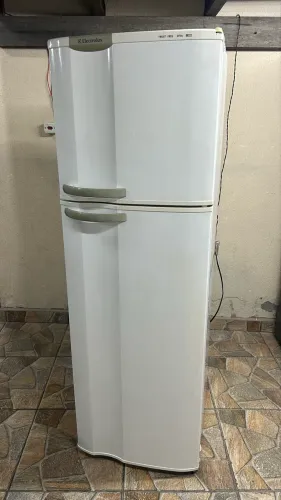 Geladeira Electrolux - Froos Free 