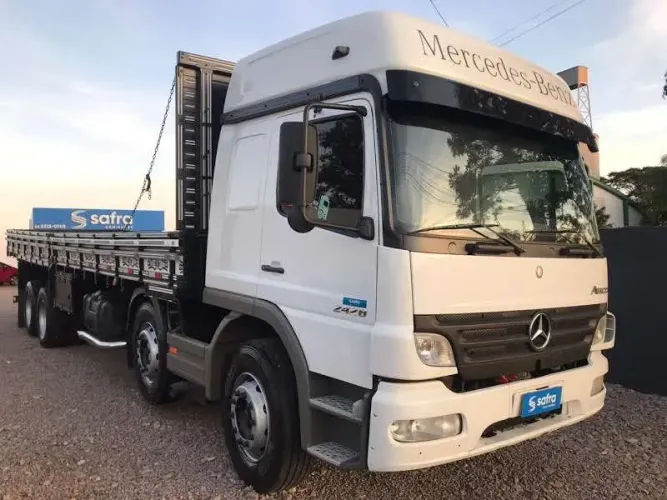 Mb 2426 truck carga seca transf divida
