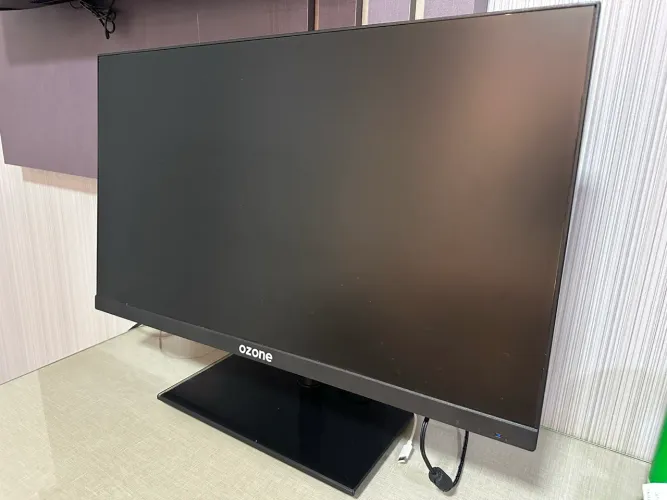 Monitor Gamer Ozone 24" Full HD, 240Hz, 1ms, DisplayPort e HDMI, FreeSync