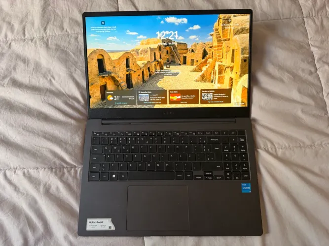 Notebook Galaxy book 2