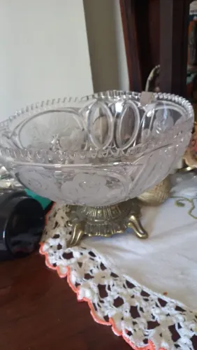 Fruteira cristal, pé de bronze