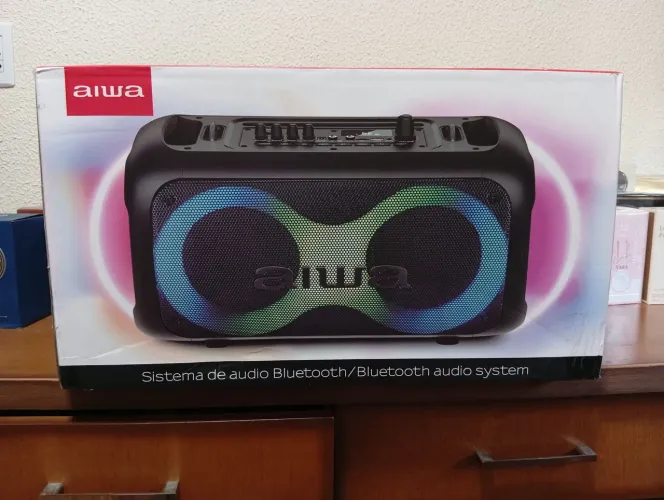 Caixa de som portátil Aiwa, estilo karaokê, a pronta entrega, novas e com garantia.