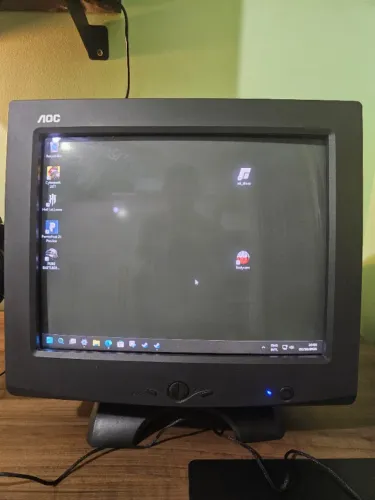 Monitor CRT AOC CT710G