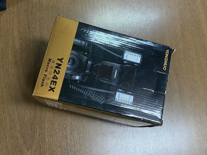 Flash Yongnuo Yn 24ex Ttl Macro Twin - Flash/led Para Canon Cor Preto