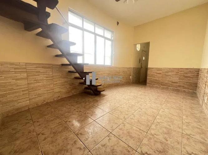Casa de Vila Duplex à Venda na Tijuca Rua Doutor Satamini 165 m² 4 Quartos 2 Suítes T