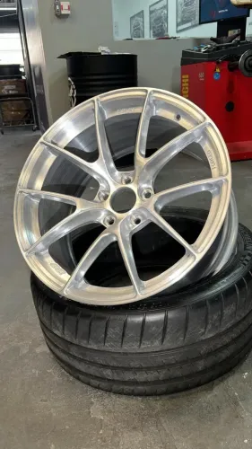 RODAS APEX VS-5RS 5X120 ORIGINAIS ARO 19 VENDO C/ PNEUS E S/ PNEUS