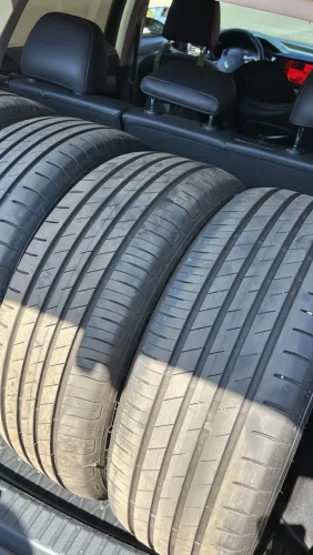 Pneu Goodyear 215/55/18