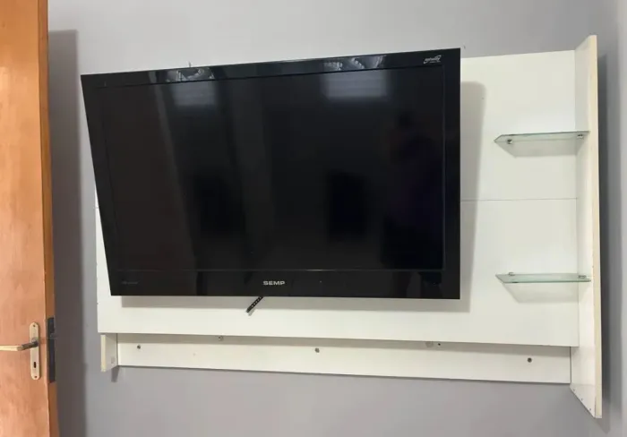 Painel com tv