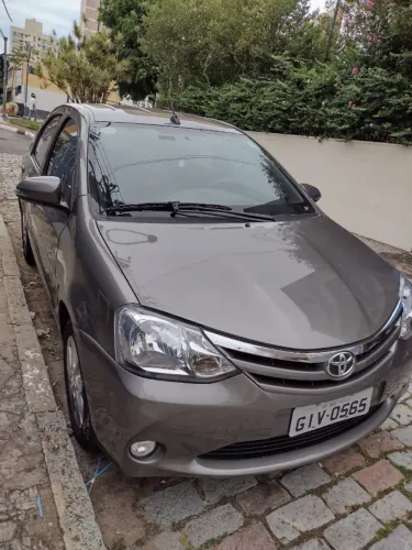 Toyota Etios XLS Sedan 1.5 Flex 16V 4P Aut. 2017