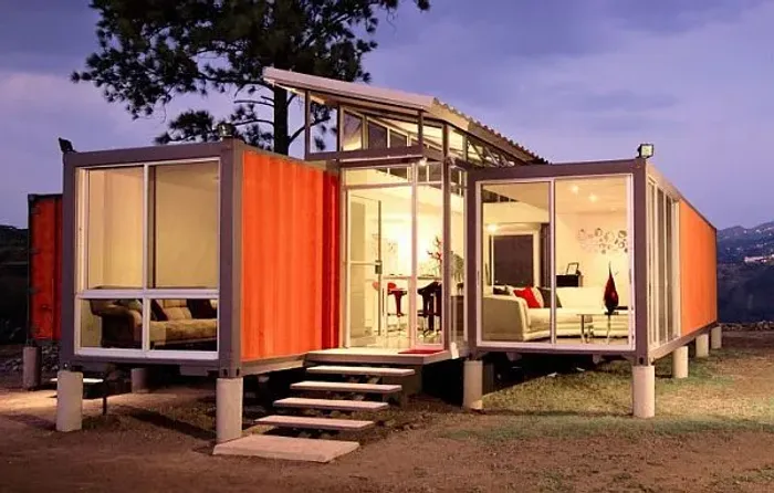 Casa container em estrutura metálica