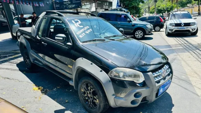 Fiat Strada Adventure 1.8/ 1.8 Locker Flex CE 2012