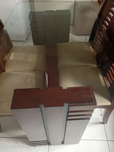 Vendo mesa de jantar