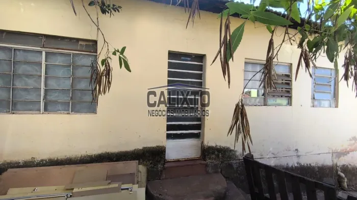 CASA BAIRRO BRASIL