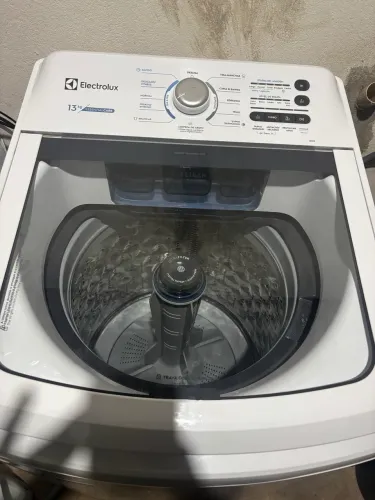 Máquina de lavar Electrolux 13kg