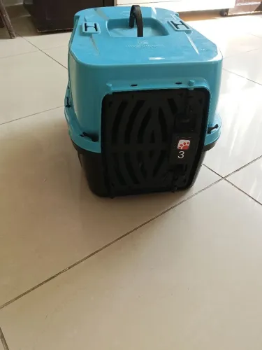 Casa de cachorro bonita e prática 