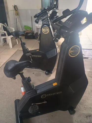 Aparelho de musculação