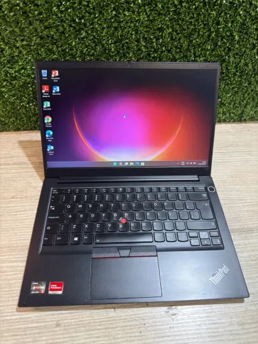 Notebook Lenovo ThinkPad E14 Ryzen 3 8ram SSD256NV Windows 11 Office Antivírus