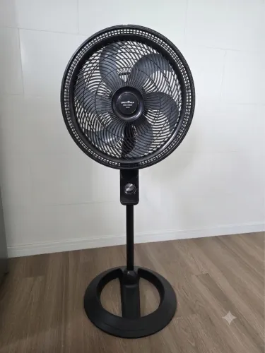 Ventilador de Coluna Britânia 176W turbo BVT550