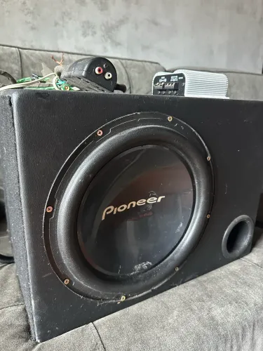 Trio de 12 pioneer