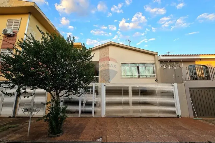 VENDO CASA NO JARDIM MACEDO