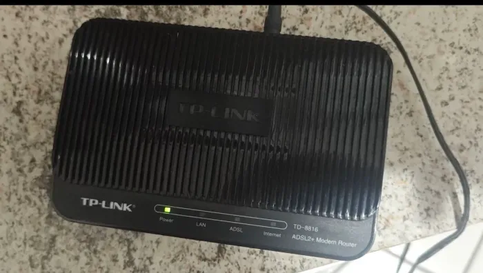 Roteador TP link TD 8816