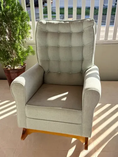 Poltrona de Amamentação Offwhite