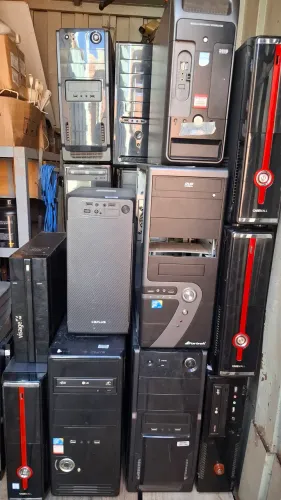 Vendo 19 CPU's de várias marcas para retirada de peças