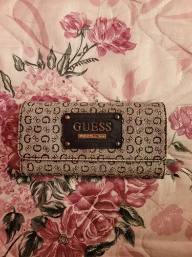 Carteira vintage guess monograma