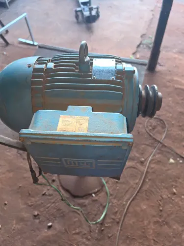 Vende se motor monofazico 5cv 3500 rpm