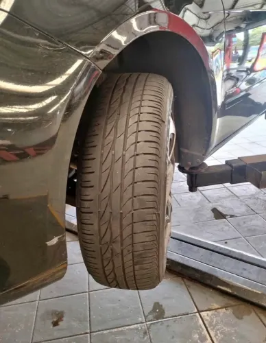 Vendo ou troco rodas aro 15 PNEUS novos