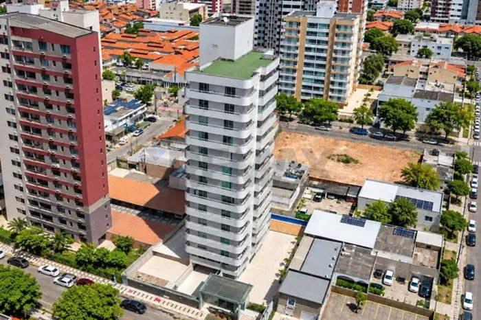 Terlizzy na Aldeota: 170 m², 3 suítes e 3 vagas, um apartamento por andar
