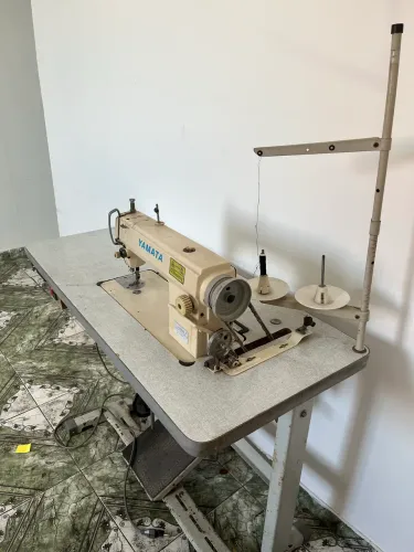 Máquina de costura
