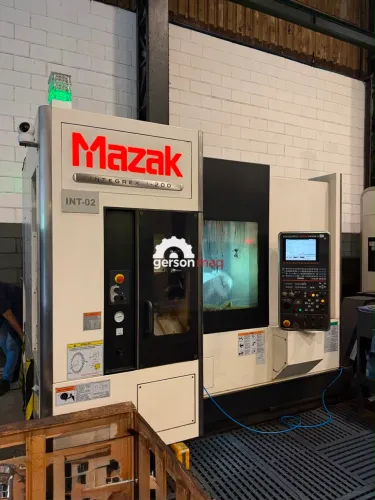 CENTRO DE TORNEAMENTO MULTITAREFA - MAZAK J200 - ANO 2013 
