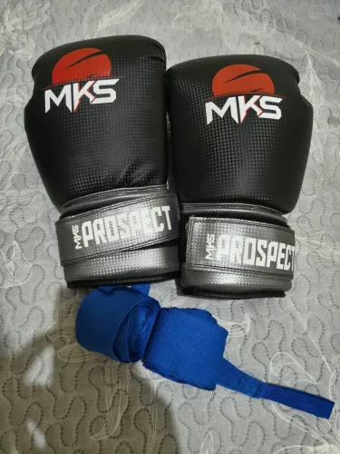 VENDE-SE LUVAS DE BOXE MKS