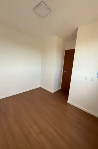 ALUGO APARTAMENTO NO CONDOMÍNIO CHAPADA CESARI