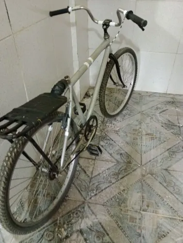 Bicicleta aro 29 com guidão de moto