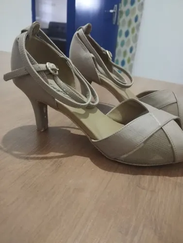 Sandália dança de salão Capezio