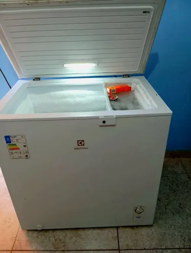 Freezer horizontal electrolux. Parcelo no cartão