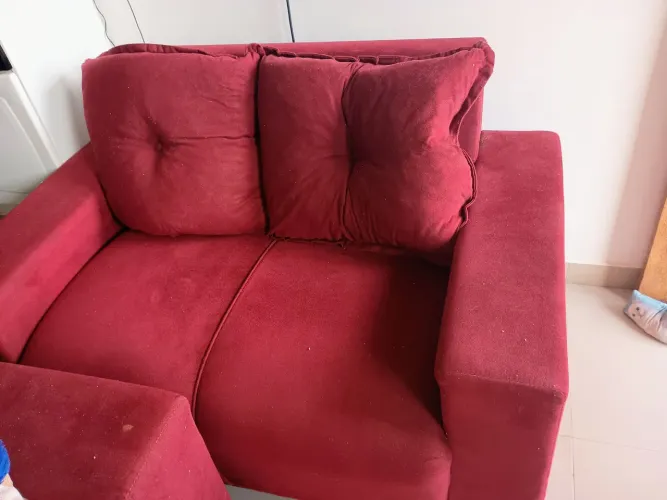 Sofá semi novo com menos de 1ano de uso