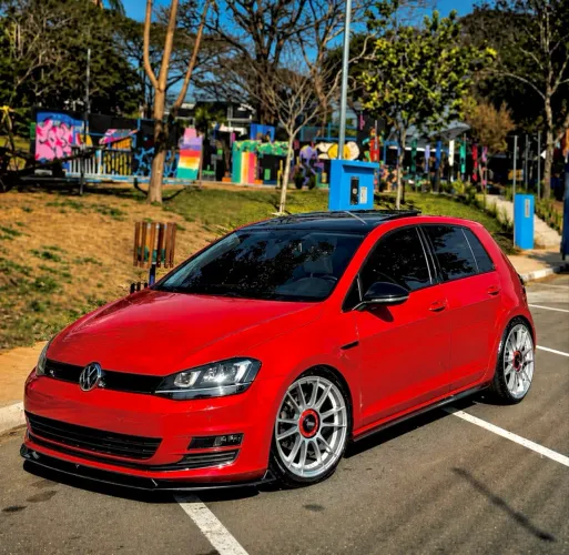 Volkswagen Golf Highline 1.4 TSI 140cv Aut. 2014