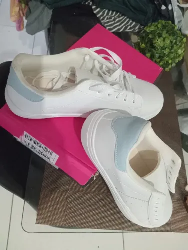 Tênis casual feminino