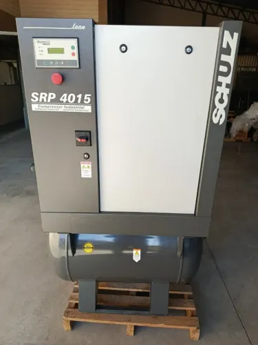Compressor de parafuso