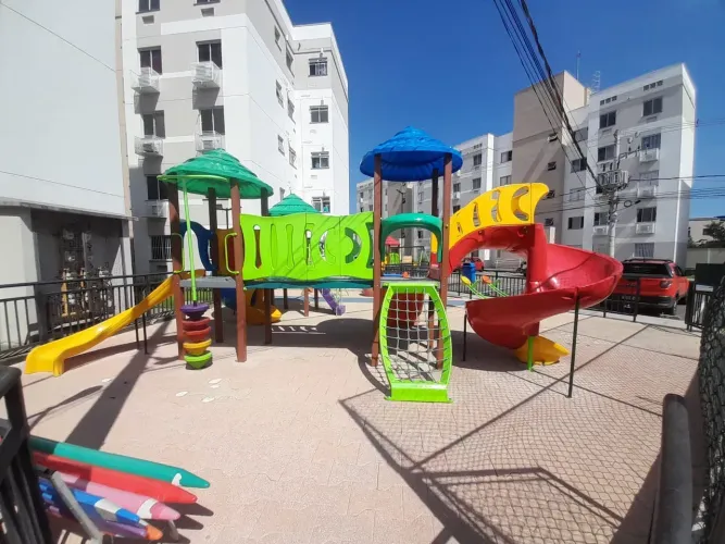 Alugo apartamento com 44 m² em Campo Grande - Rio de Janeiro - RJ